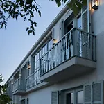 Alavya Hotel 2*